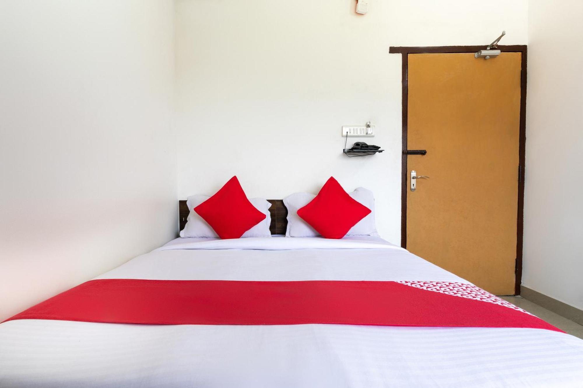 Oyo Splenor Inn Kammasandra Kültér fotó
