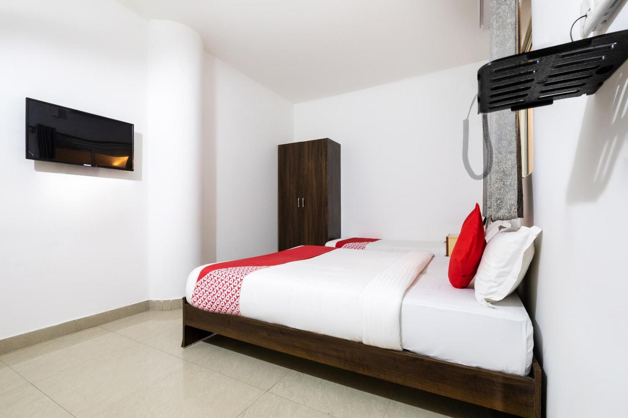 Oyo Splenor Inn Kammasandra Kültér fotó