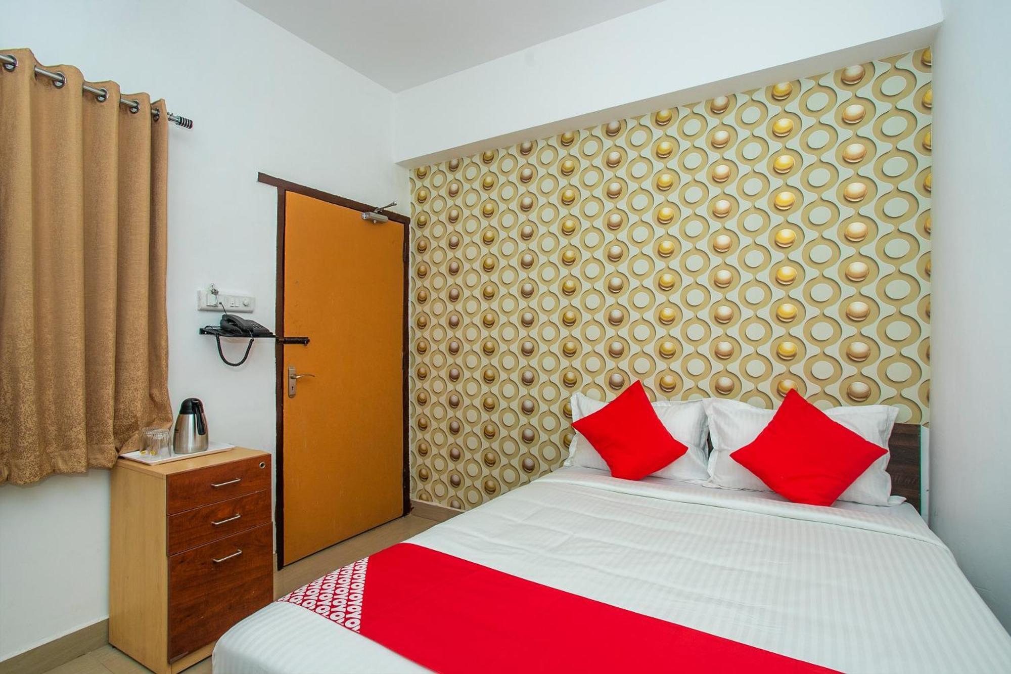 Oyo Splenor Inn Kammasandra Kültér fotó